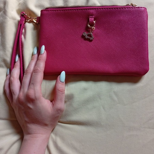 Carpisa fuchsia wallet new