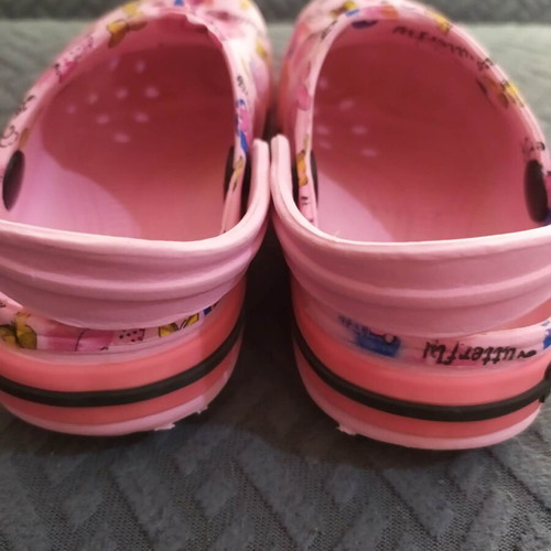 Children's slippers in excellent condition