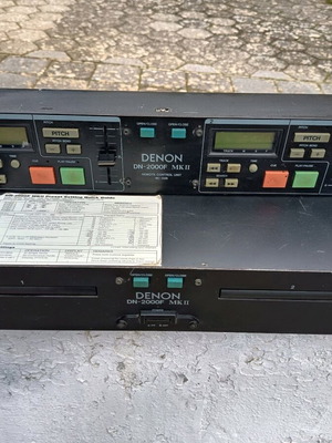 Επαγγελματική κονσόλα DN-2000F MK II μεταχειρισμένη για CD λειτουργική