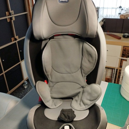 Chicco Gro-Up 123 Car Seat used 9-36 kg