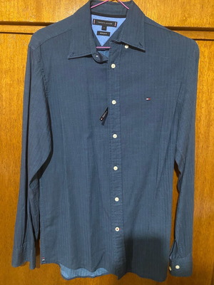 Tommy Hilfiger shirt unused, size S