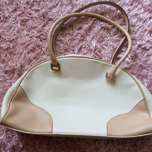Women's beige-tan handbag like new made of leatherette