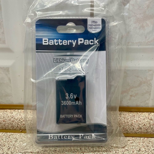 PSP battery new, in its box