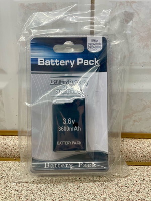 PSP battery new, in its box