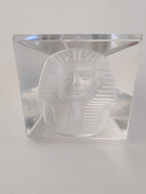 Vintage glass pyramid paperweight like new
