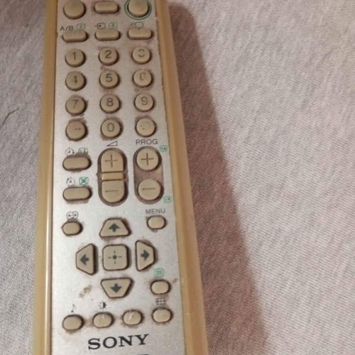 Sony TV 21 inch used with remote control