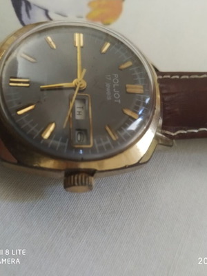 Poljot 17jewels wristwatch like new, gold tone, black dial
