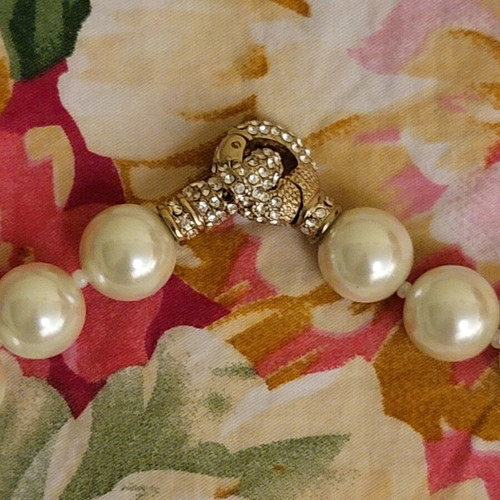 Pearl necklace