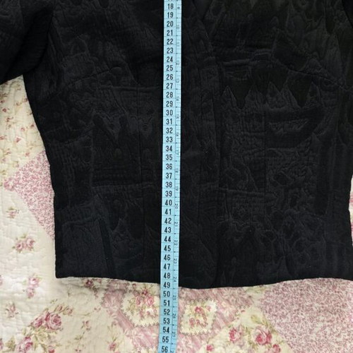Crop brocade jacket H&M size small like new