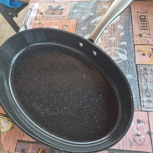 Neoflam frying pan for fish used, good condition