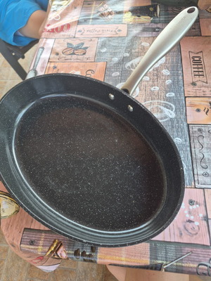Neoflam frying pan for fish used, good condition