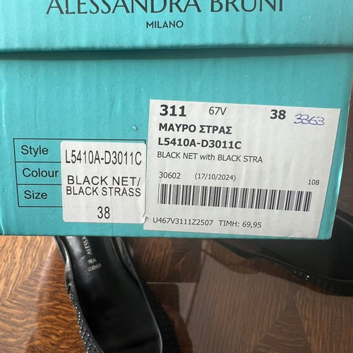Black leather slingback shoes size 38 new