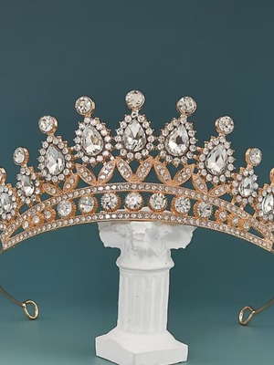 Wedding tiara with crystal rhinestones, new