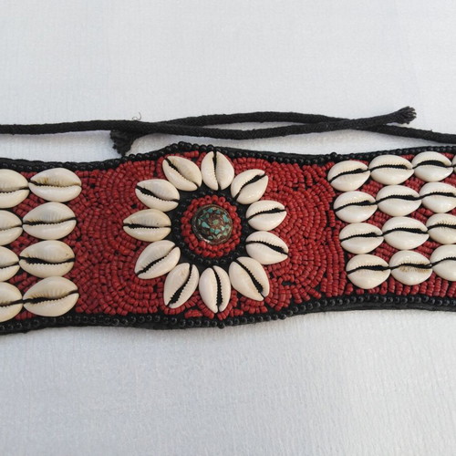 Vintage belt with cowrie shells adjustable, red, boho ethnic