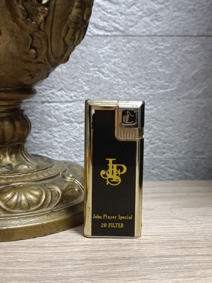 John Player Special (JPS) metal lighter… - € 50,00 - Vendora.cy