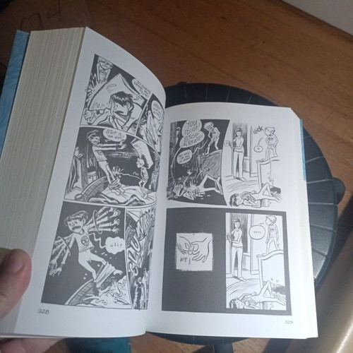 Blankets graphic novel by Craig Thompson