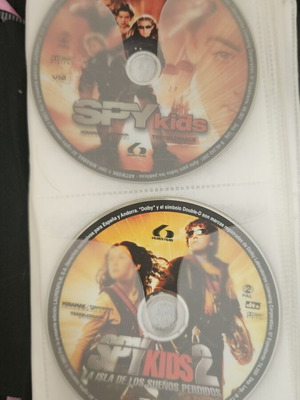Συλλογή DVD με 30 παλιές ταινίες και επιπλέον DVD μαθήματα χορού σαν καινούργιο