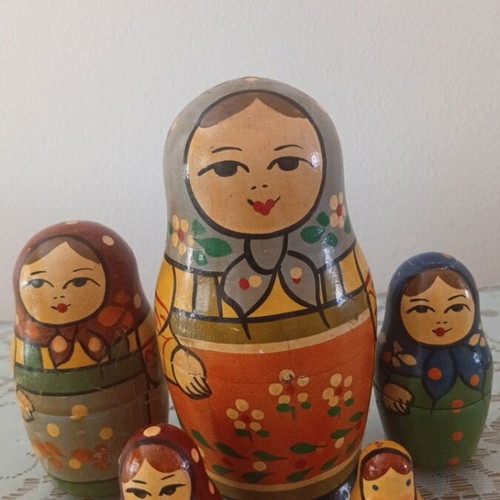 Russian handmade nesting wooden babushka set of 5 used