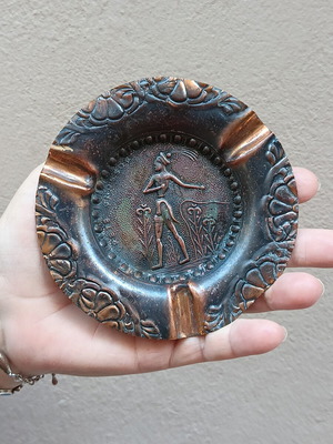 Minoan copper ashtray Prince of the Lilies collectible vintage used