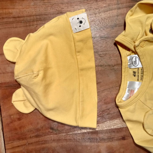 H&M Winnie the Pooh baby set like new, long-sleeve bodysuit, pants, hat 62 cm