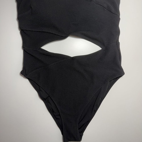 H&M ribbed one-piece swimsuit new, size 40, black