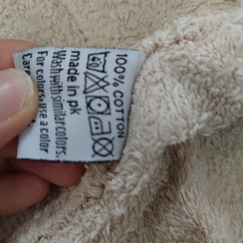 Women's bathrobe size M-L, like new, used once