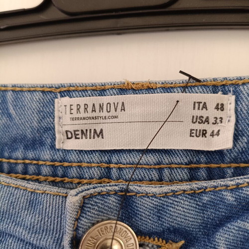Terranova men's denim bermuda shorts like new, medium blue, size M