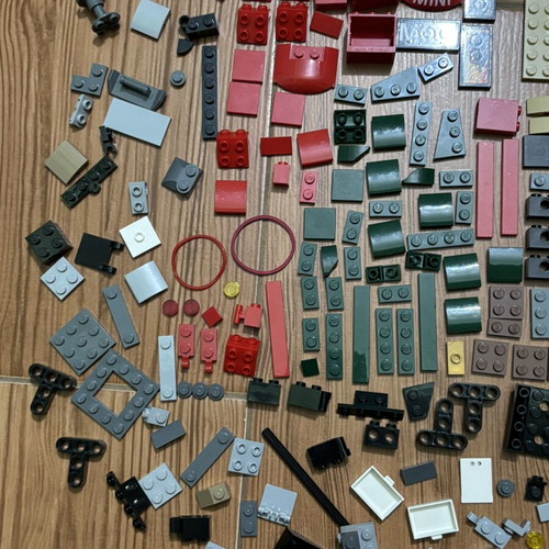 Lego parts from 1967 Mini Cooper S Rally and 2018 MINI John Cooper Works Buggy, like new, approx. 210 pieces