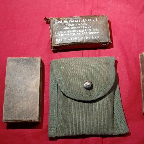 U.S Army WWII Hemostatic Bandage like new with Greek pouch