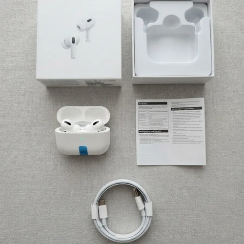 TWS Bluetooth Wireless Earbuds brand new with charging case