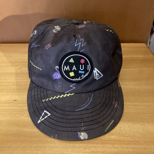 Hats pack of 5 used, Diesel, Nike, Maui, Monster