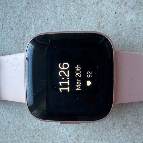 Fitbit Versa 2 watch like new, smartwatch with silicone straps