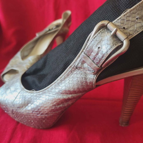 Silver Croco-Style Platform Sandals like new, size 39