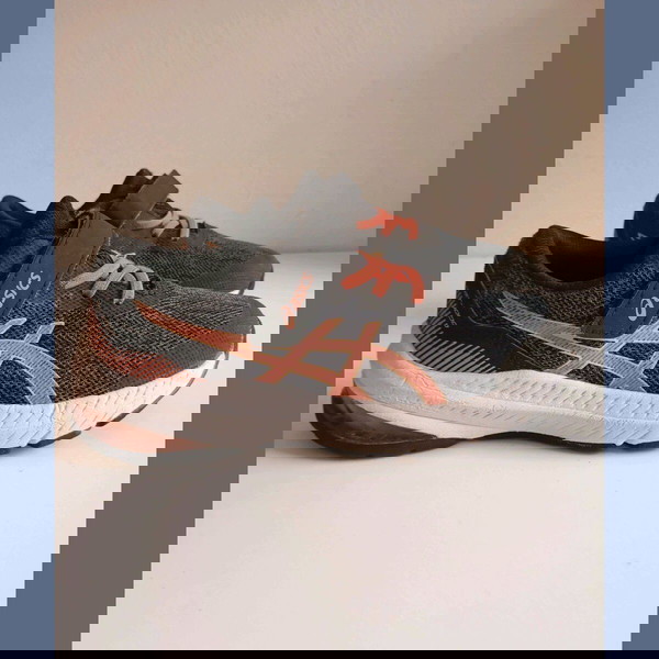 Asics παπούτσια παιδικά για κορίτσι ν.34,5