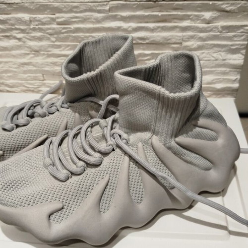 Grey athletic shoes size 38 like new