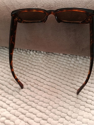Sunglasses rectangular frame used, brown tortoiseshell