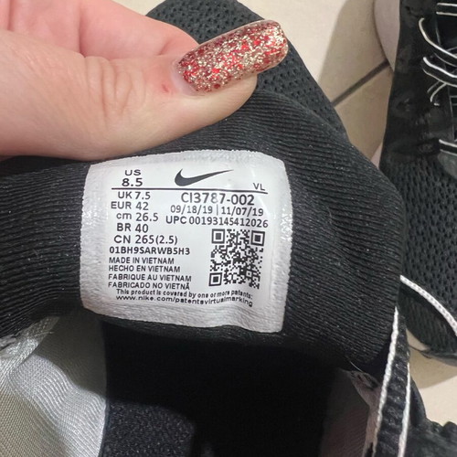 Nike shoes like new, size 42, worn 1-2 times