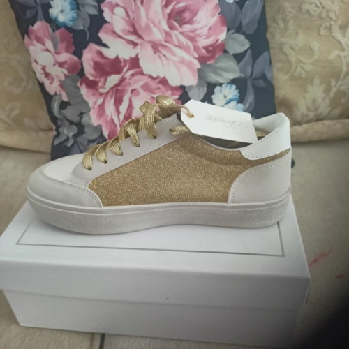 Jomix women's casual shoes size 39 new white and gold