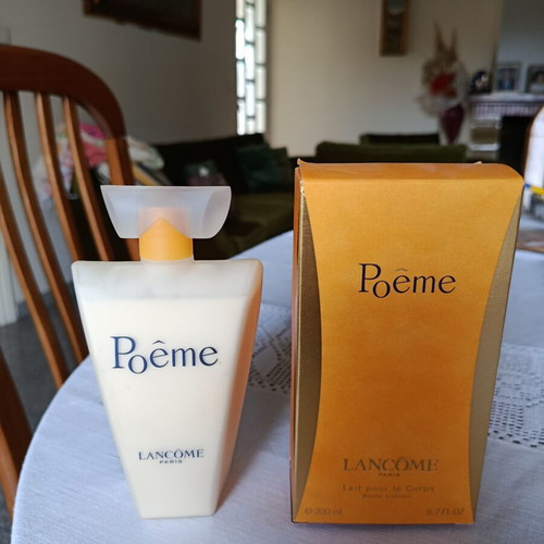 Body Lotion Poeme Lancome 200ml like new with box