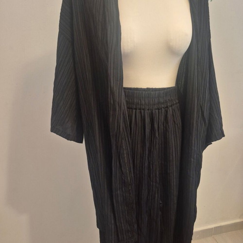 Kimono set with ankle pants like new, black, size S