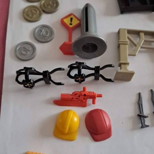 Toy set like new, assorted pieces