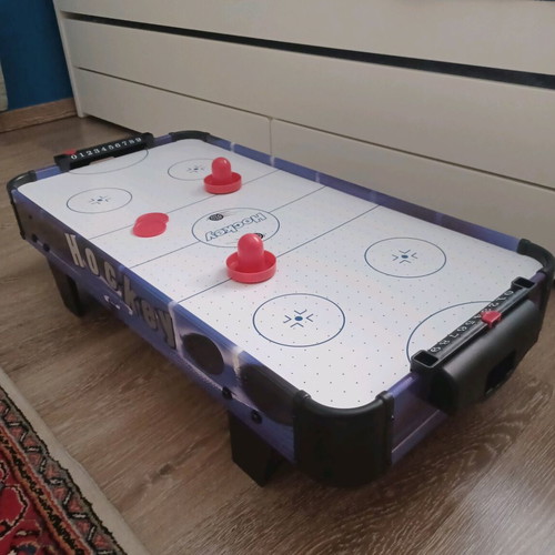 Air Hockey Table like new