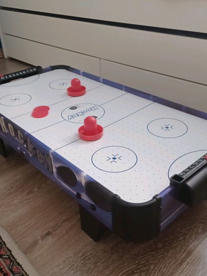 Air Hockey Table like new
