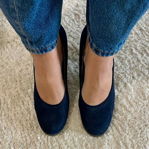 Tamaris women's suede pumps size 41 like new, navy blue