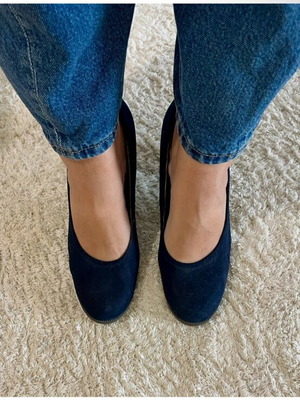 Tamaris women's suede pumps size 41 like new, navy blue