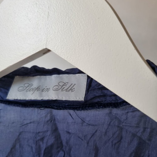 Kimono silk robe like new, size L, blue