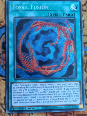 Fossil Fusion Normal Spell κάρτα Yu-Gi-Oh! σε καλή κατάσταση