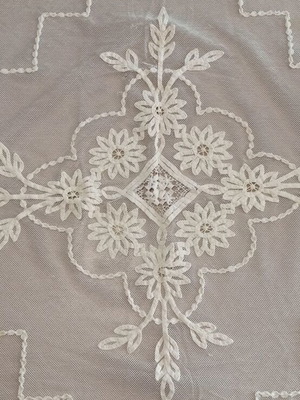 Δαντελένιο τραπεζομάντηλο μεταχειρισμένο, χειροποίητη φιλέ, άσπρο