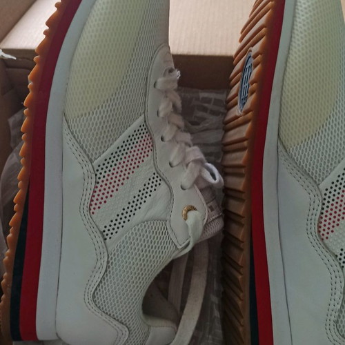 Tommy Hilfiger women's athletic shoes used, size 38, white