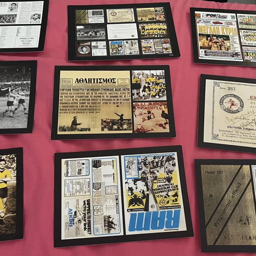 AEK Unesco collectible cards like new, set of 9